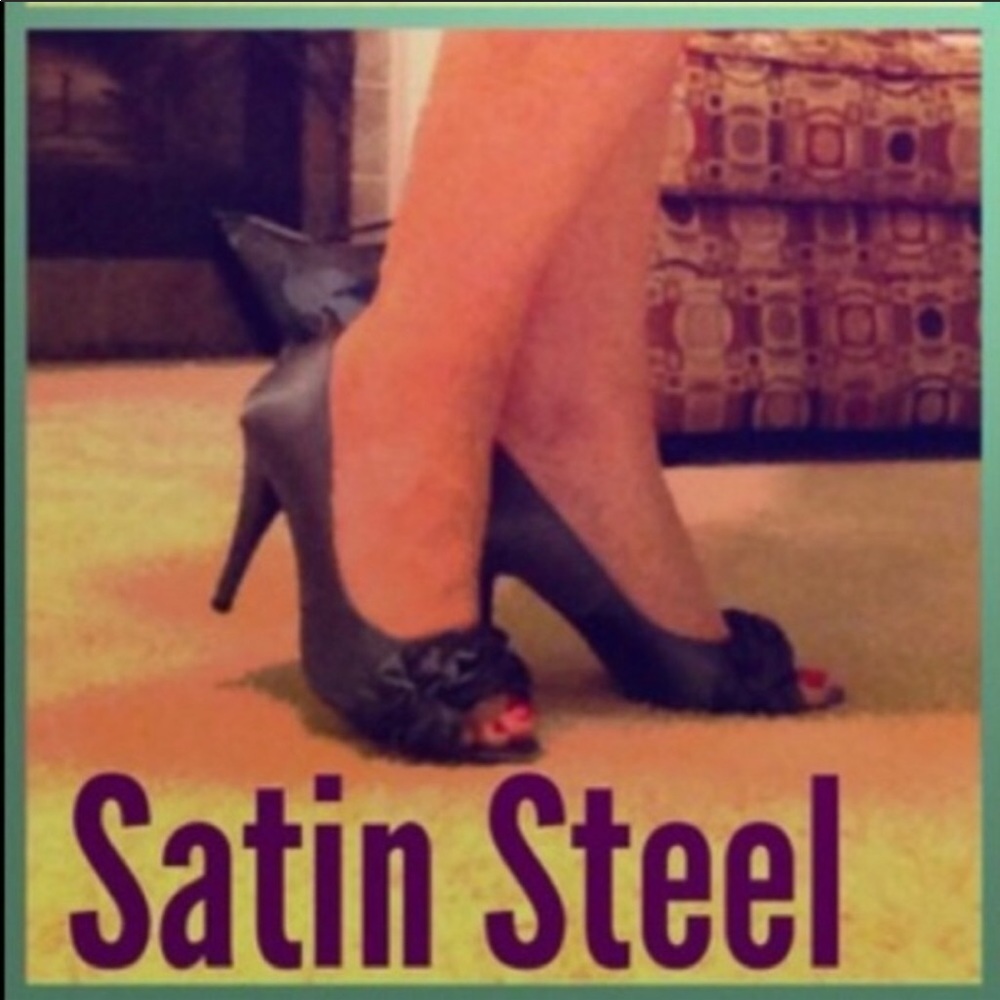 Satin Ruffle Heels - Picture 3 of 4